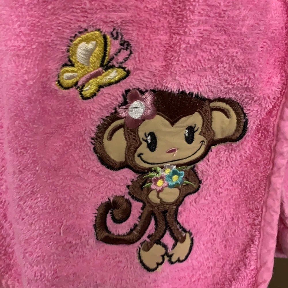 Cute Pampered Princess pink bath towel wrap/robe with shoulder straps for girls - Picture 6 of 15